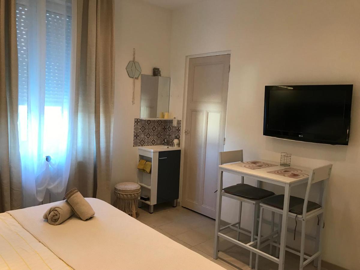 Le Marty Bed and Breakfast Narbonne Buitenkant foto